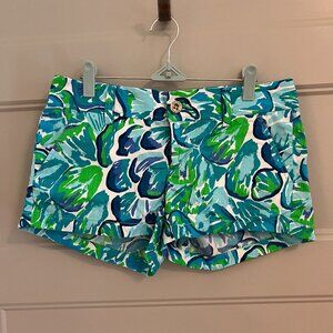 Lilly Pulitzer Walsh Short size 4 with Blue Green print